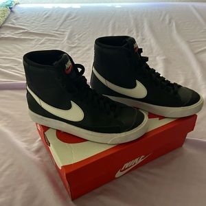 Nike Blazer Mid 4Y